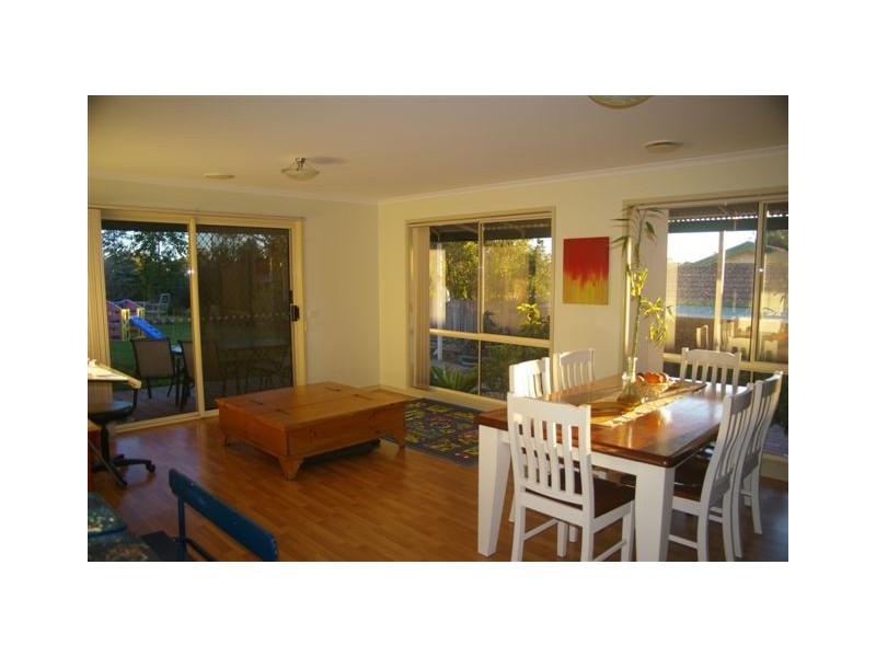 7 Meyer Place, Thurgoona NSW 2640