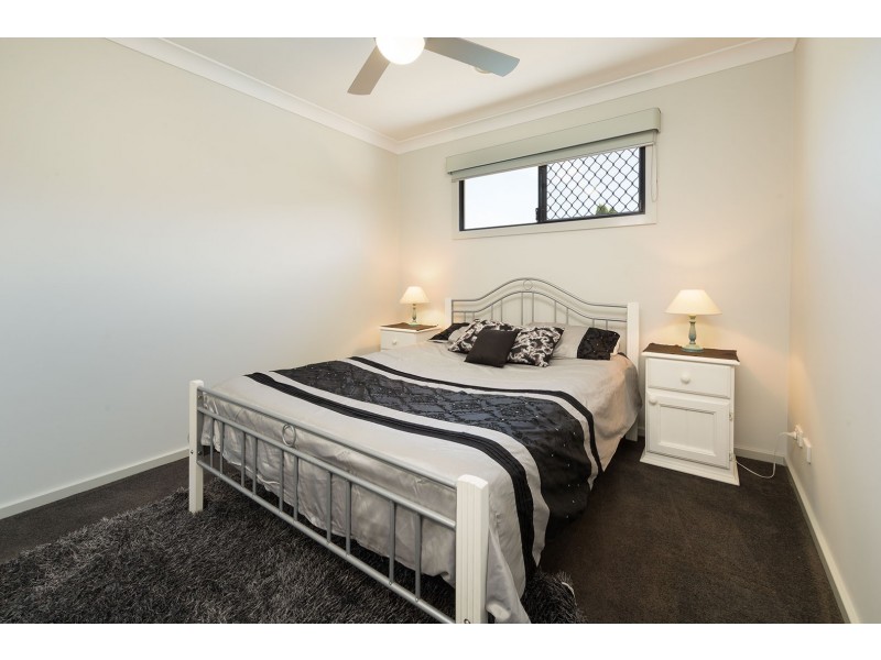 27 Mountain Way, Lavington NSW 2641