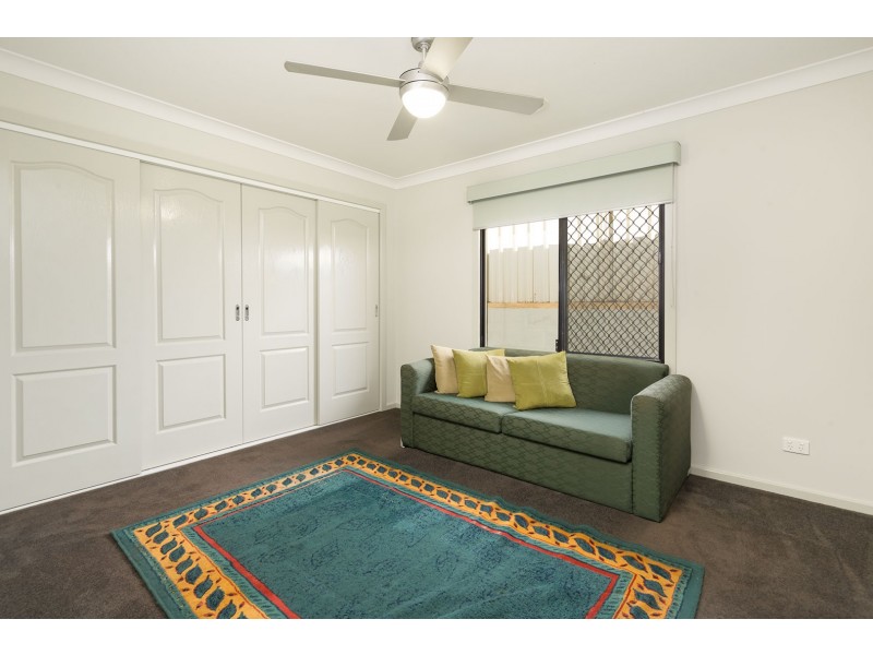 27 Mountain Way, Lavington NSW 2641