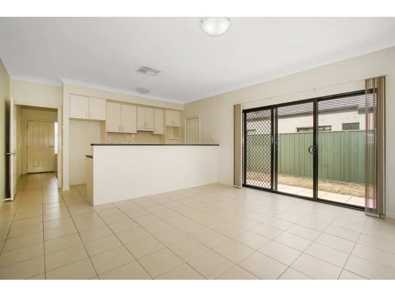 2/213 Cadell Street, East Albury NSW 2640