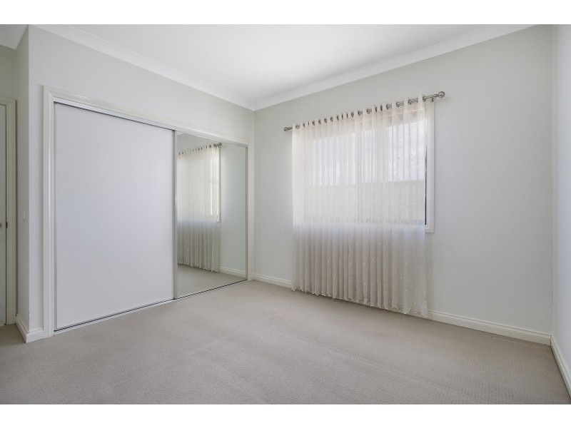 2/213 Cadell Street, East Albury NSW 2640