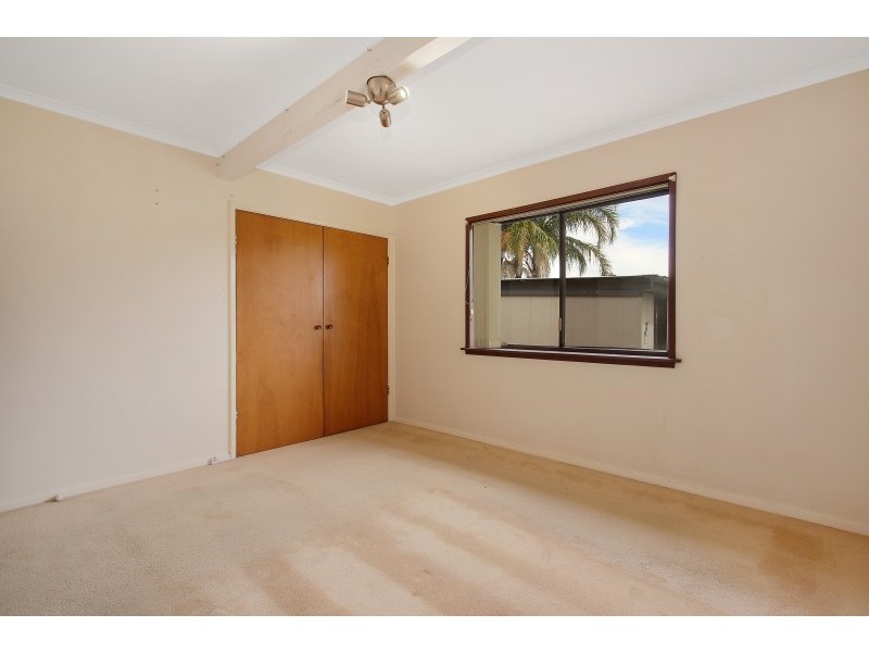 405 Dale Crescent, Lavington NSW 2641