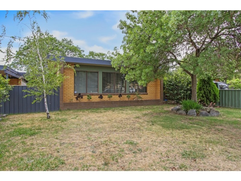 405 Dale Crescent, Lavington NSW 2641
