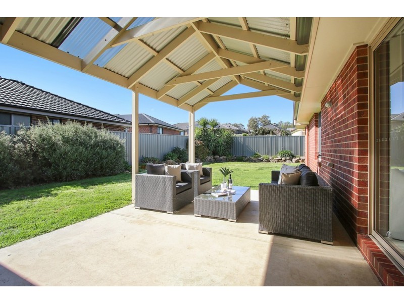 106 Ava Avenue, Thurgoona NSW 2640