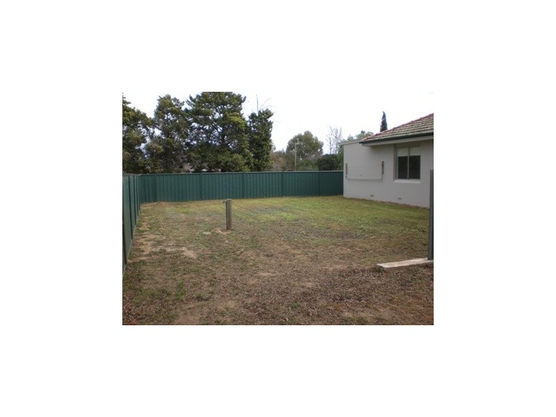 20 Russell, Howlong NSW 2643