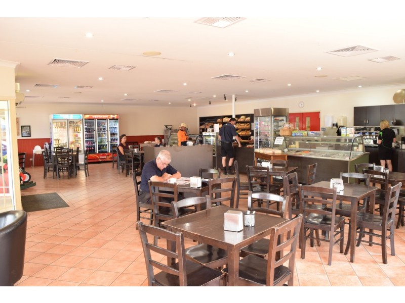 53 Hawkins Street, Howlong NSW 2643