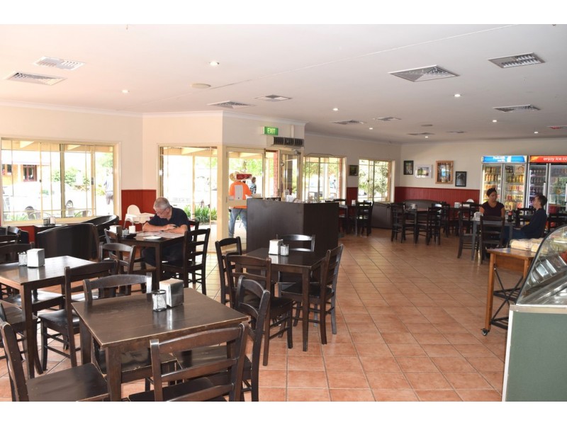 53 Hawkins Street, Howlong NSW 2643