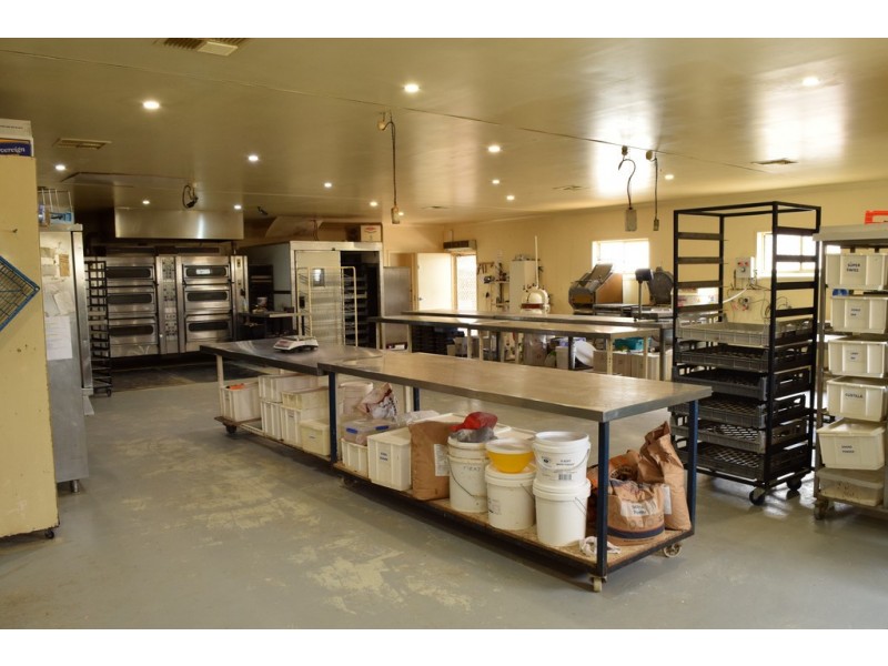 53 Hawkins Street, Howlong NSW 2643