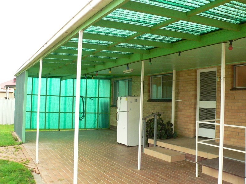 417 Nowland Avenue, Lavington NSW 2641