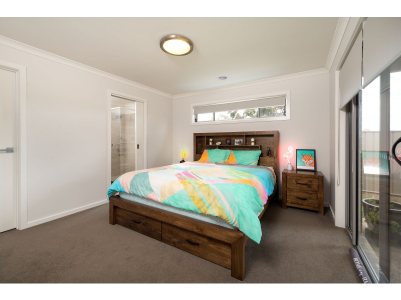 2 Hereford Court, Thurgoona NSW 2640