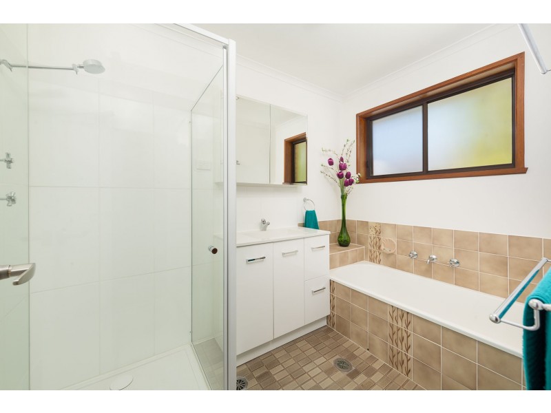 3 Lacebark Court, Thurgoona NSW 2640