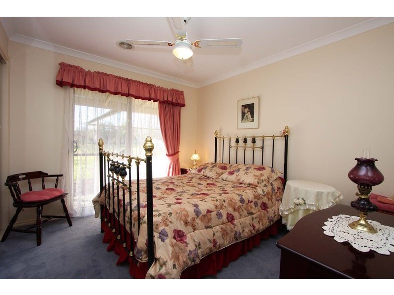 113-115 Clarke Street, Howlong NSW 2643