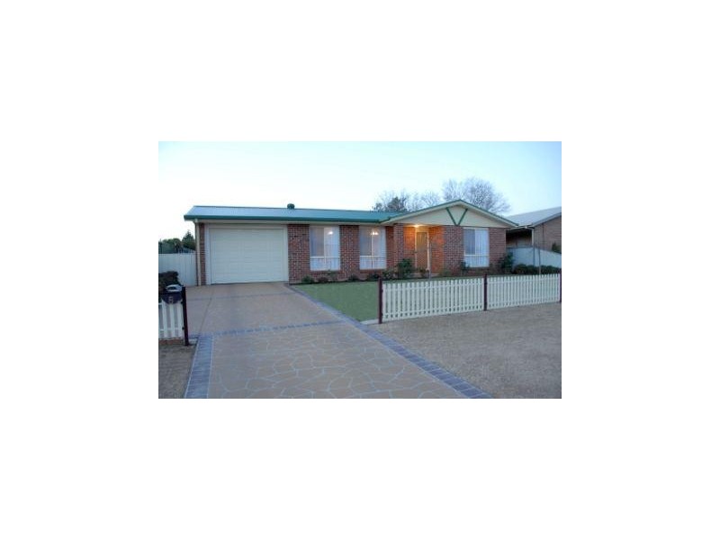 8 Katrina Circuit, Corowa NSW 2646