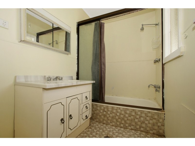 59 Railway Parade, Culcairn NSW 2660