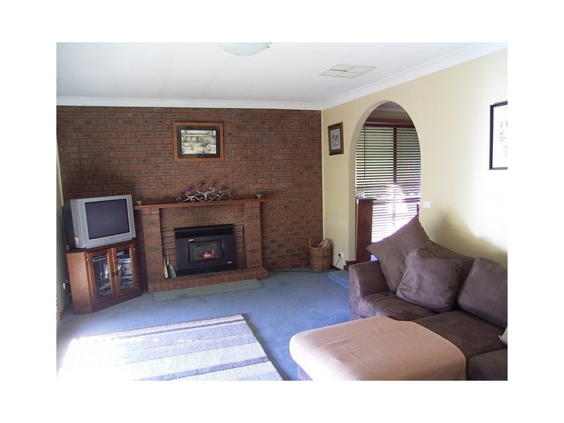 10 Lindisfarne Court, Thurgoona NSW 2640