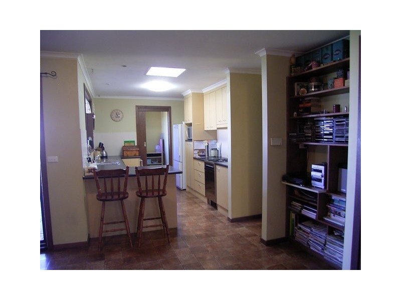 10 Lindisfarne Court, Thurgoona NSW 2640