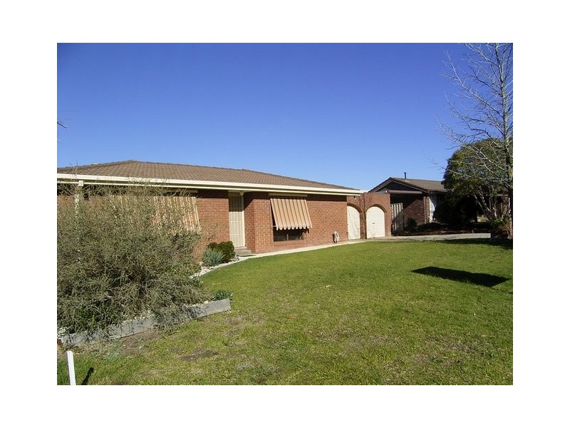 10 Lindisfarne Court, Thurgoona NSW 2640