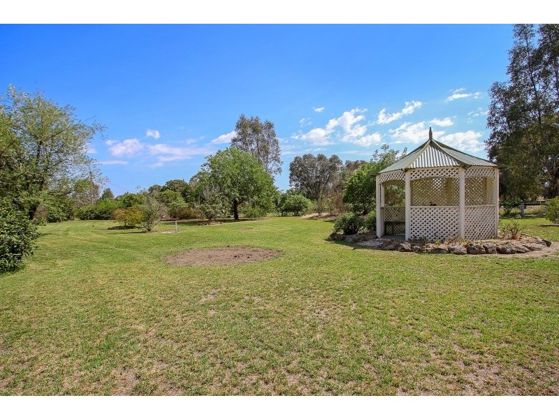 6 Hopwood Road, Thurgoona NSW 2640