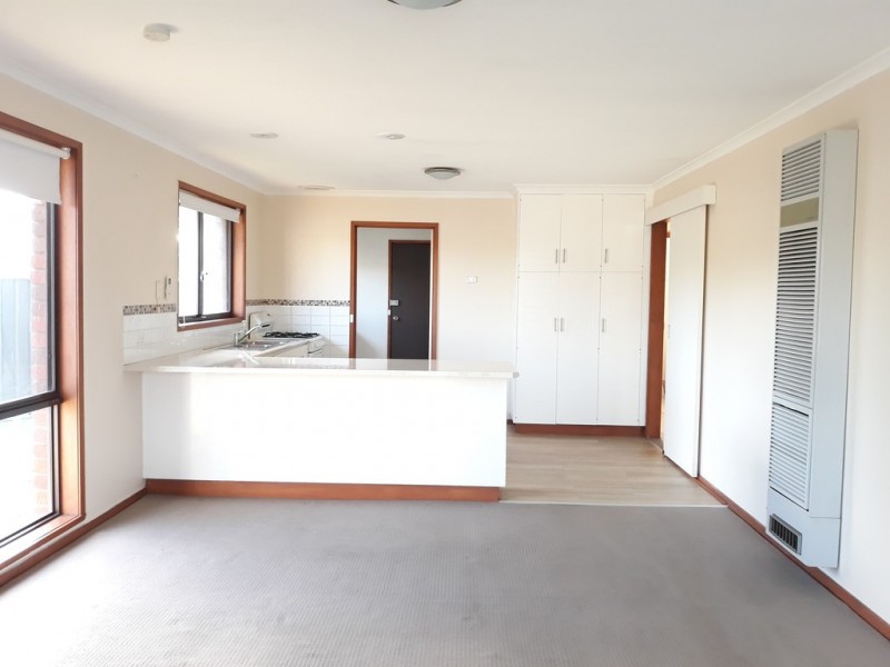 1/379 Parnall Street, Lavington NSW 2641