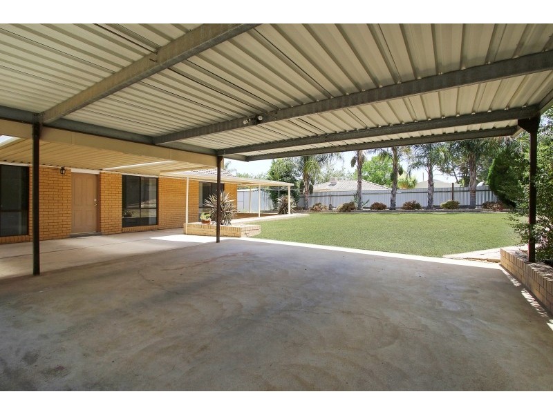 31 Kennedia Street, Thurgoona NSW 2640