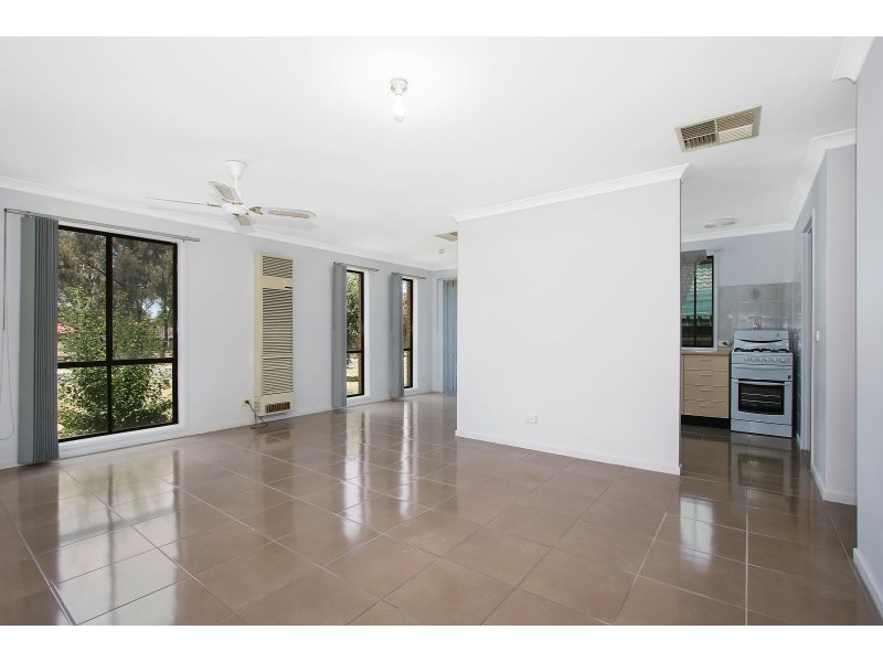 31 Kennedia Street, Thurgoona NSW 2640