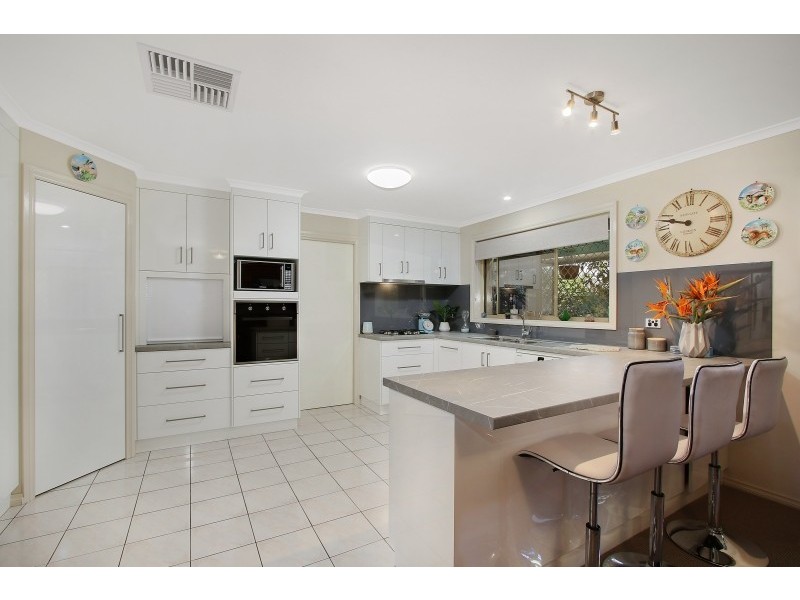 2/8 Rachel Court, Lavington NSW 2641