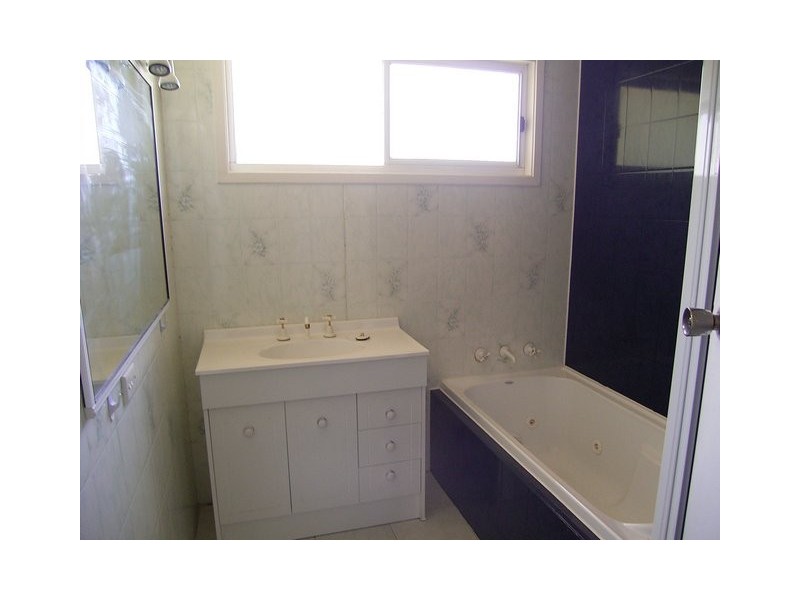 85 Howlong Road, Burrumbuttock NSW 2642