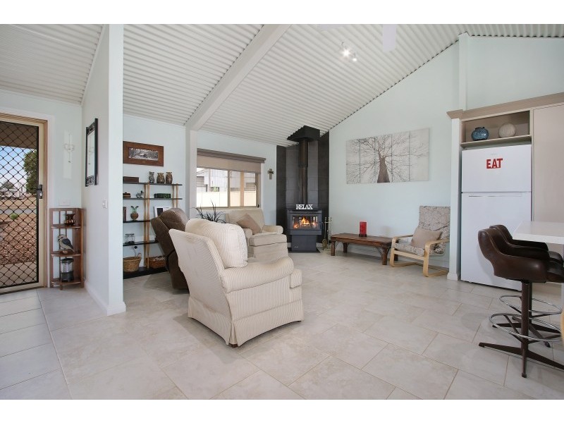 20 Victoria Street, Walla Walla NSW 2659