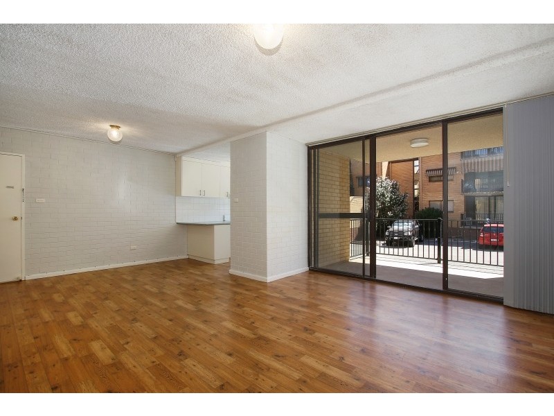 42/429 McDonald Road, Lavington NSW 2641