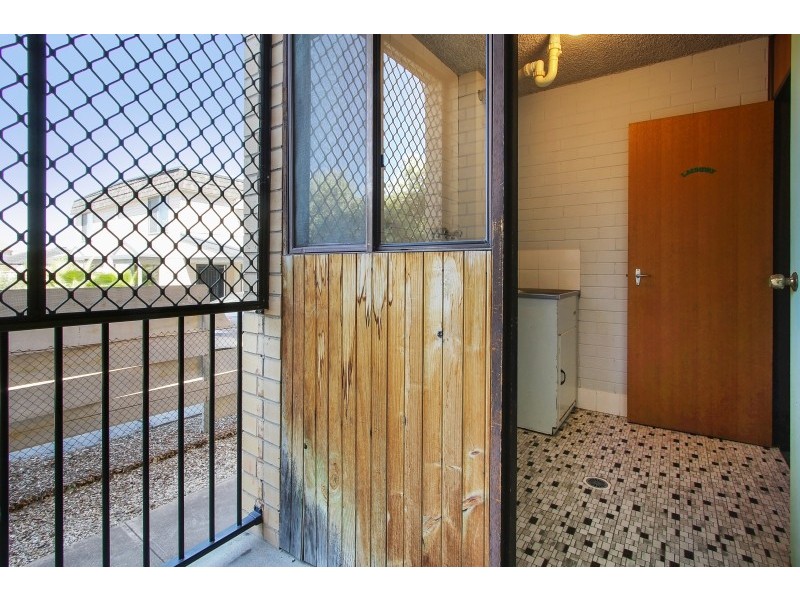 42/429 McDonald Road, Lavington NSW 2641