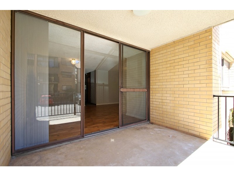 42/429 McDonald Road, Lavington NSW 2641