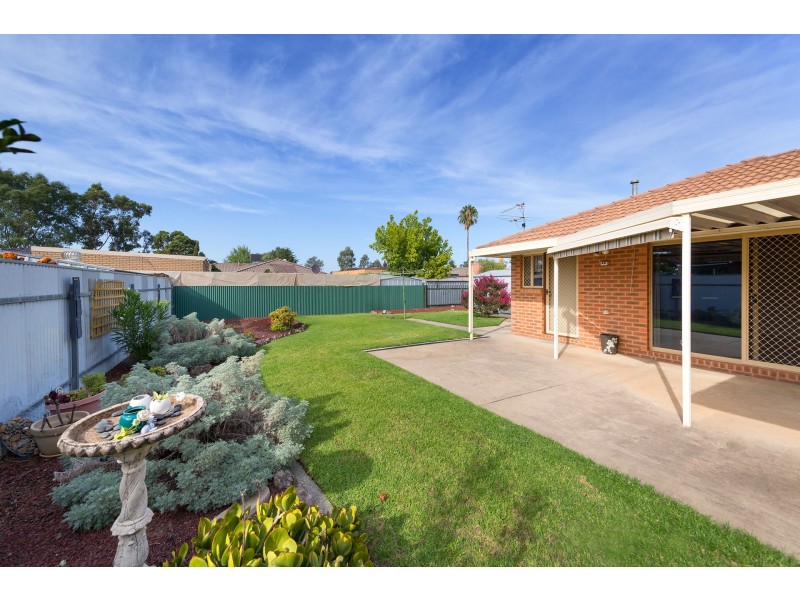 21 Condon Place, Lavington NSW 2641