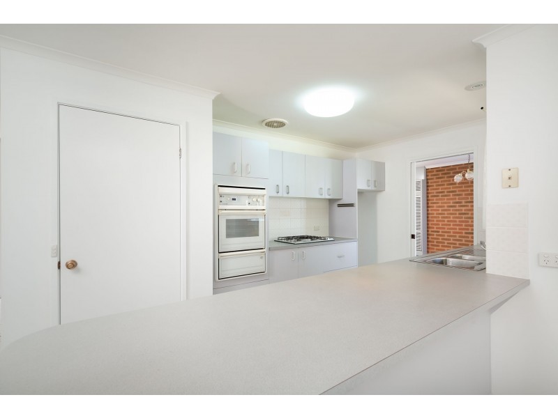 21 Condon Place, Lavington NSW 2641