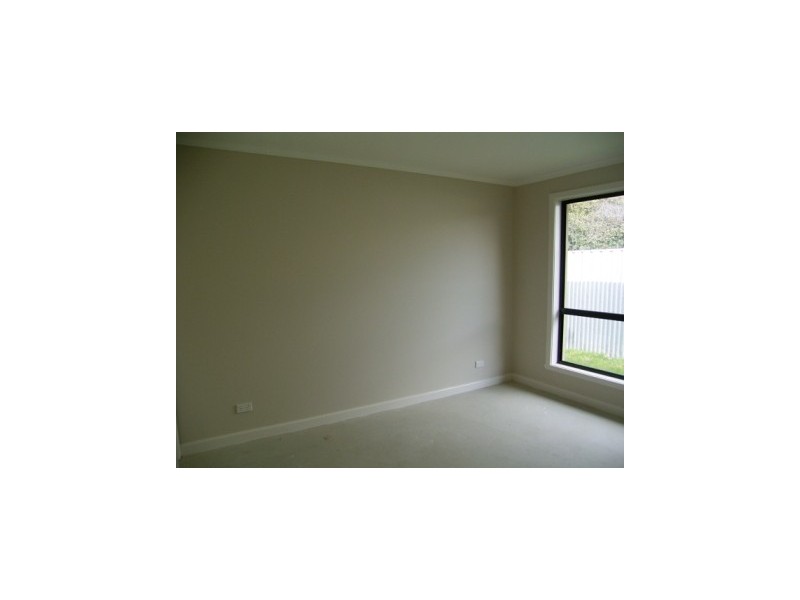 3/433 Parnall Street, Lavington NSW 2641