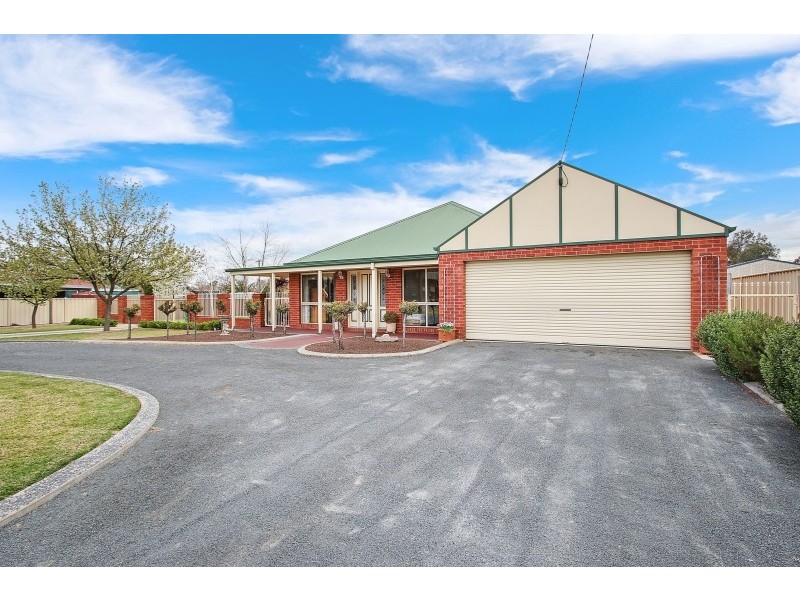 12 Victoria Street, Walla Walla NSW 2659