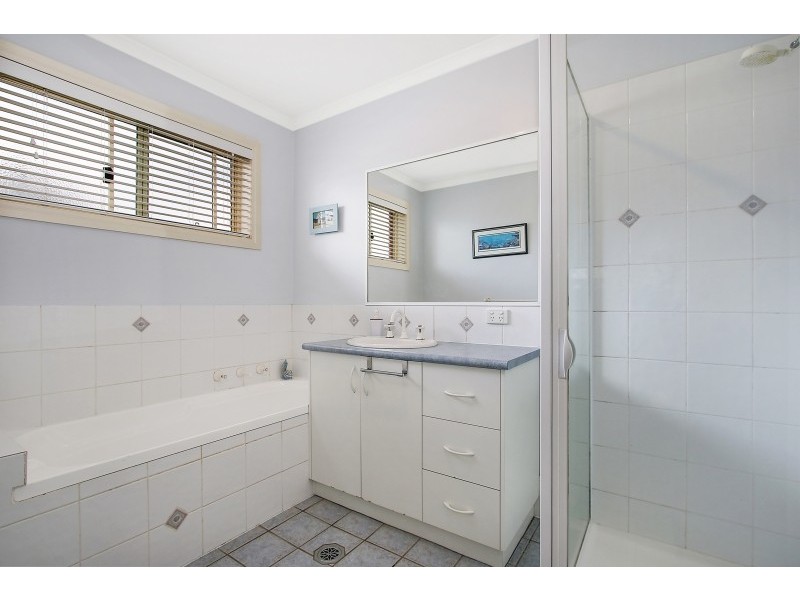 12 Victoria Street, Walla Walla NSW 2659