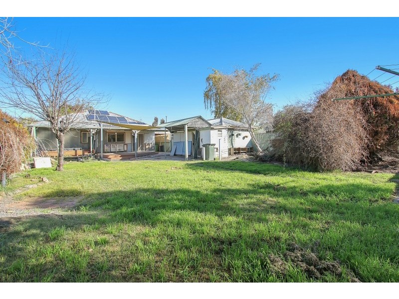 320 Kooba Street, North Albury NSW 2640