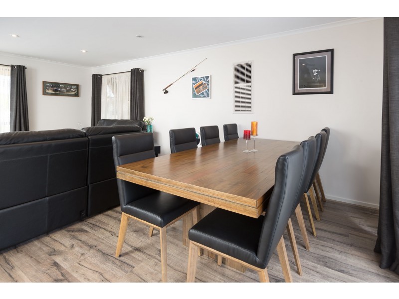 546 Webb Street, Lavington NSW 2641