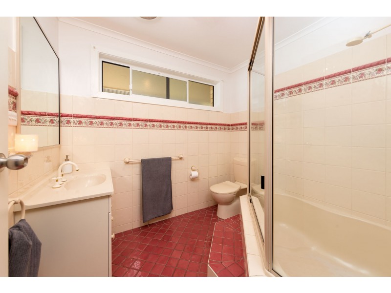 546 Webb Street, Lavington NSW 2641