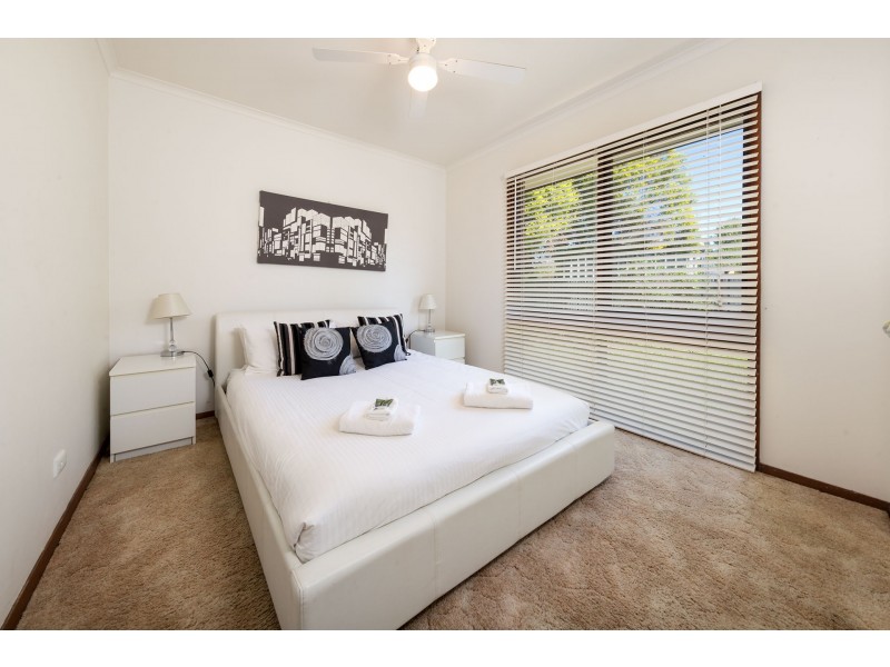 494 Regina Avenue, North Albury NSW 2640