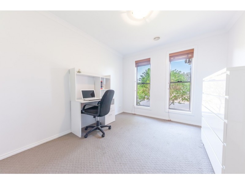 1 Owl Court, Thurgoona NSW 2640