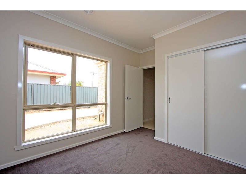 1/30 Russell Street, Howlong NSW 2643