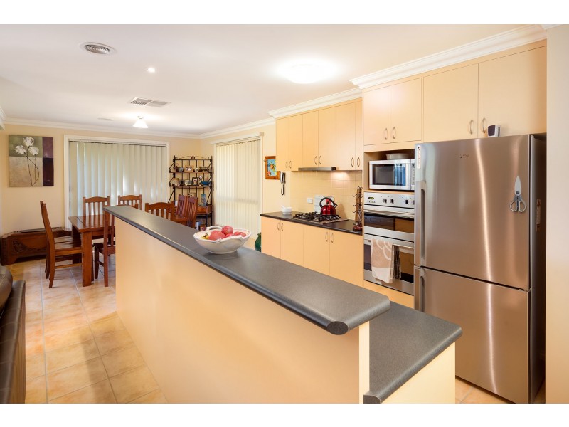 120 Dryandra Way, Thurgoona NSW 2640
