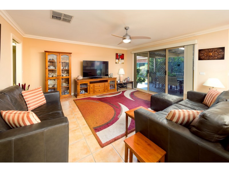 120 Dryandra Way, Thurgoona NSW 2640