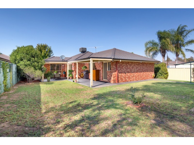 120 Dryandra Way, Thurgoona NSW 2640