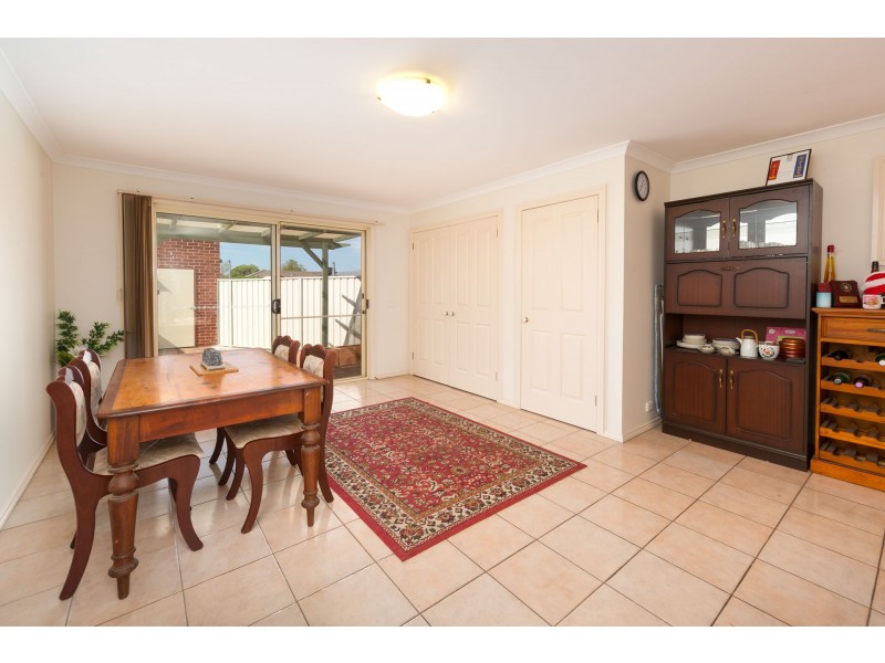 3/546 Kotthoff Street, Lavington NSW 2641