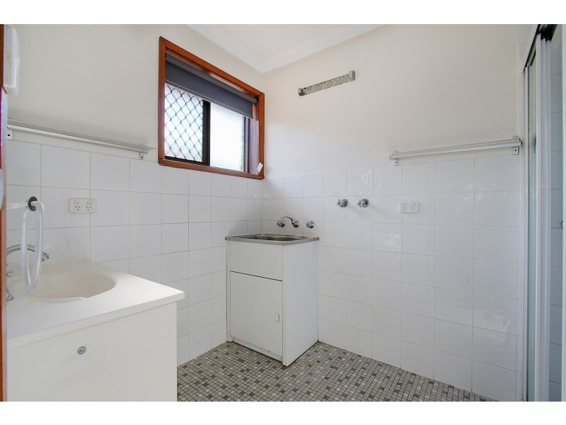 2/704 East Street, East Albury NSW 2640