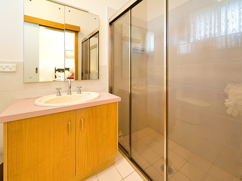 27 Villawood Court, Lavington NSW 2641