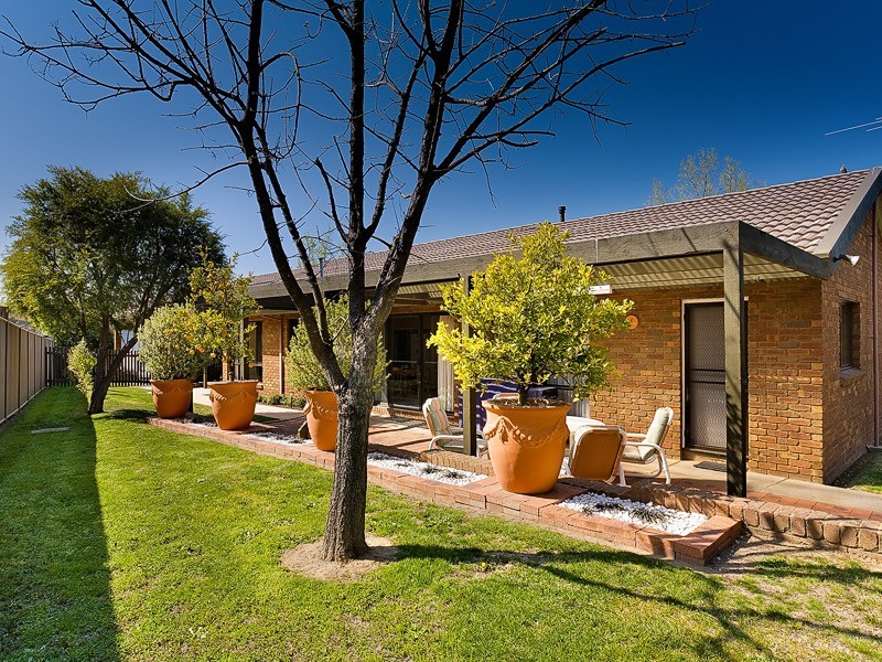 27 Villawood Court, Lavington NSW 2641