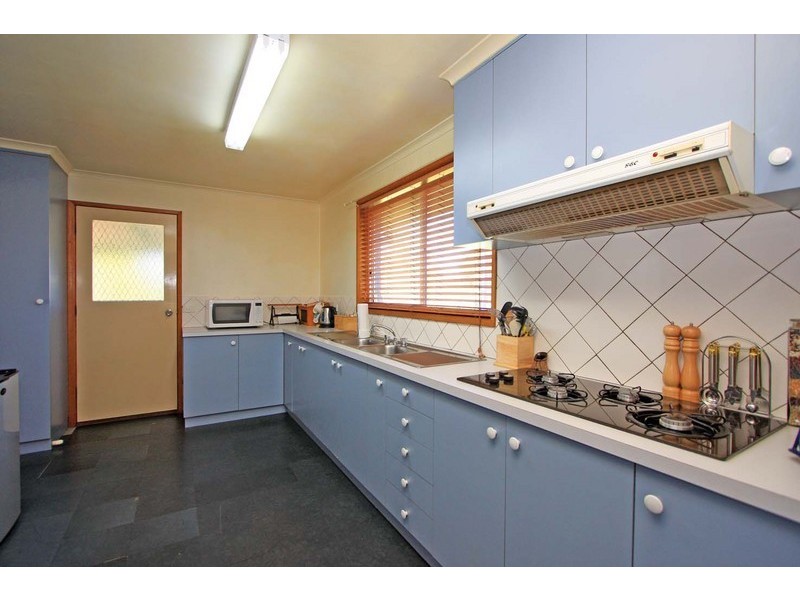 19 Larmer Street, Howlong NSW 2643